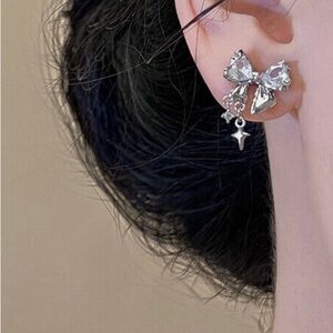 #212 Bow Earrings